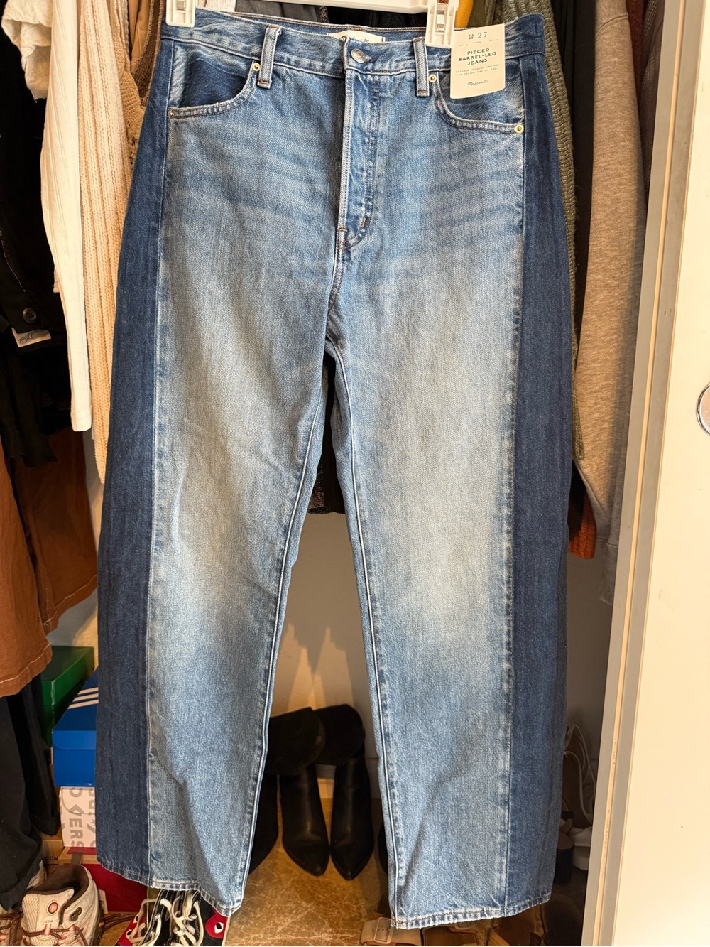 Madewell Pieced Barrel-Leg Jeans in Linden Wash